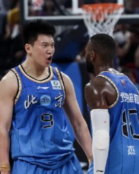 半决赛面对上海，雷蒙：防反是立足之本，我还不想这么早放假