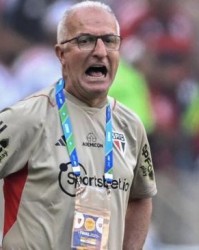 “安帅替代品”从前东家离任 巴西队新帅官宣在即